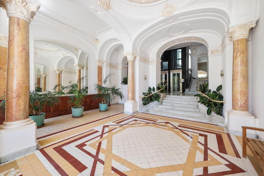 Le Winter Palace - Central - Parking Prive - Palace - Wifi مينتون المظهر الخارجي الصورة